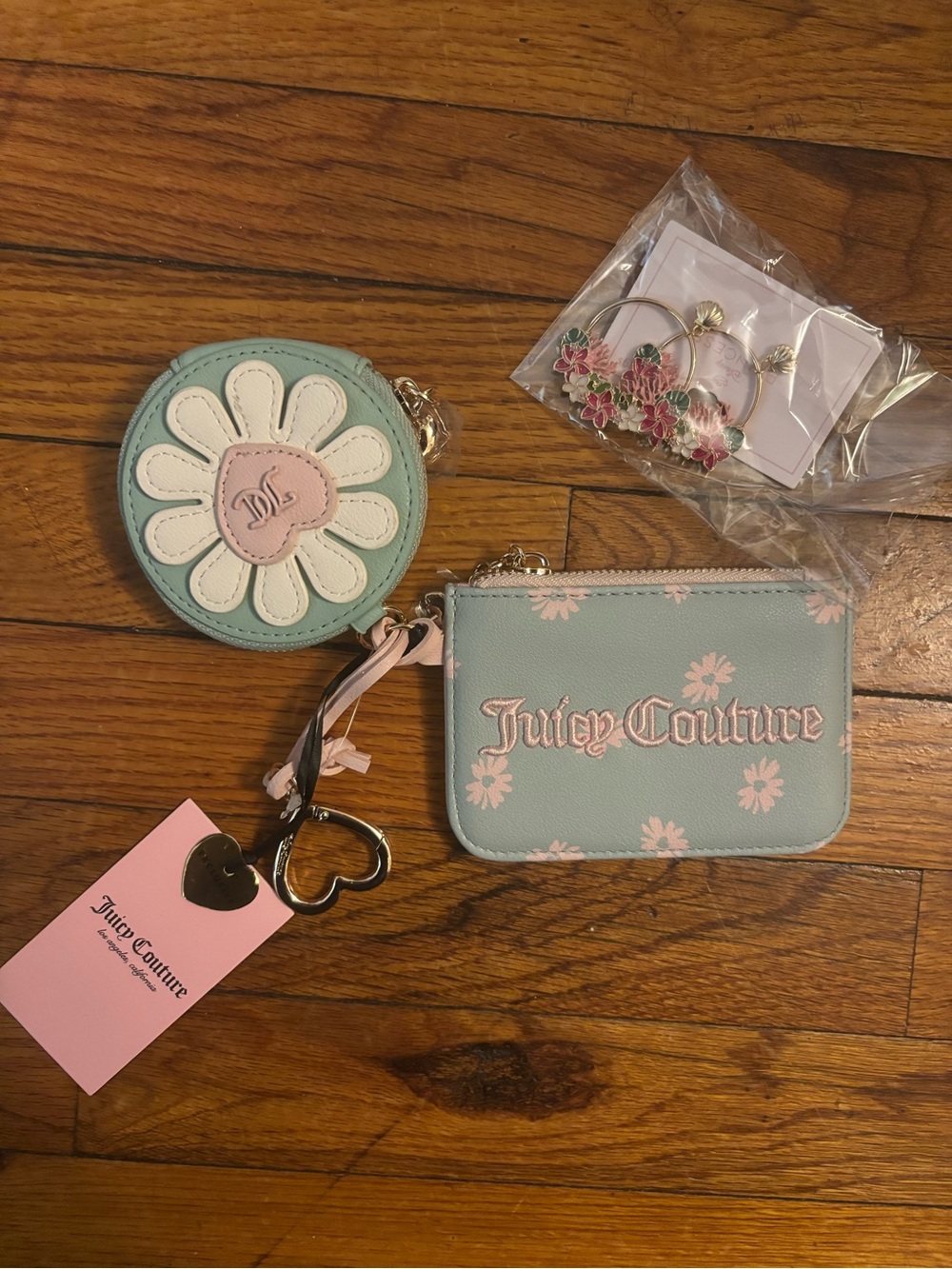 Juicy Couture Mint and Pink Daisy Coin Purse with Matching Card Holder